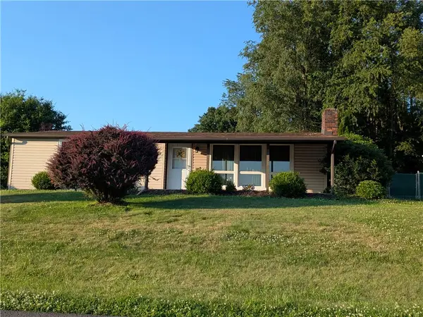 35 Janyce, Greensburg, PA 15601