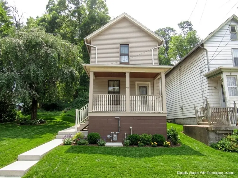 910 Laurel St, Bridgeville, PA 15017 - #2