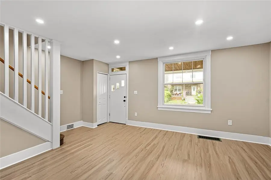 1459 Kelton Avenue, Pittsburgh, PA 15216 - #2