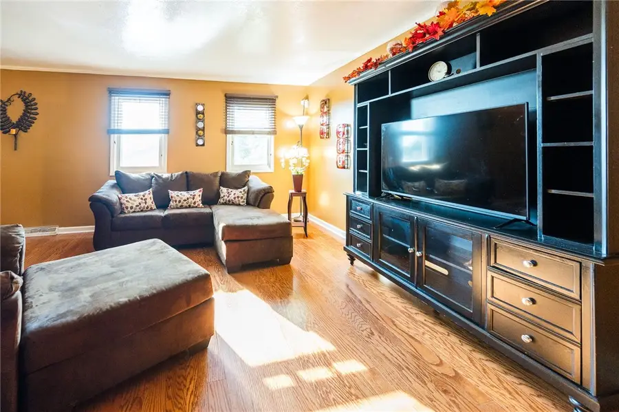 963 Pittsburgh St, North Versailles, PA 15137 - #3