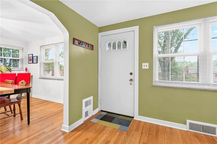 2378 Rose Garden Road, Pittsburgh, PA 15220 - #2