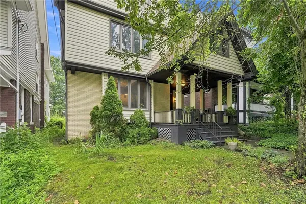 5847 Douglas St, Pittsburgh, PA 15217