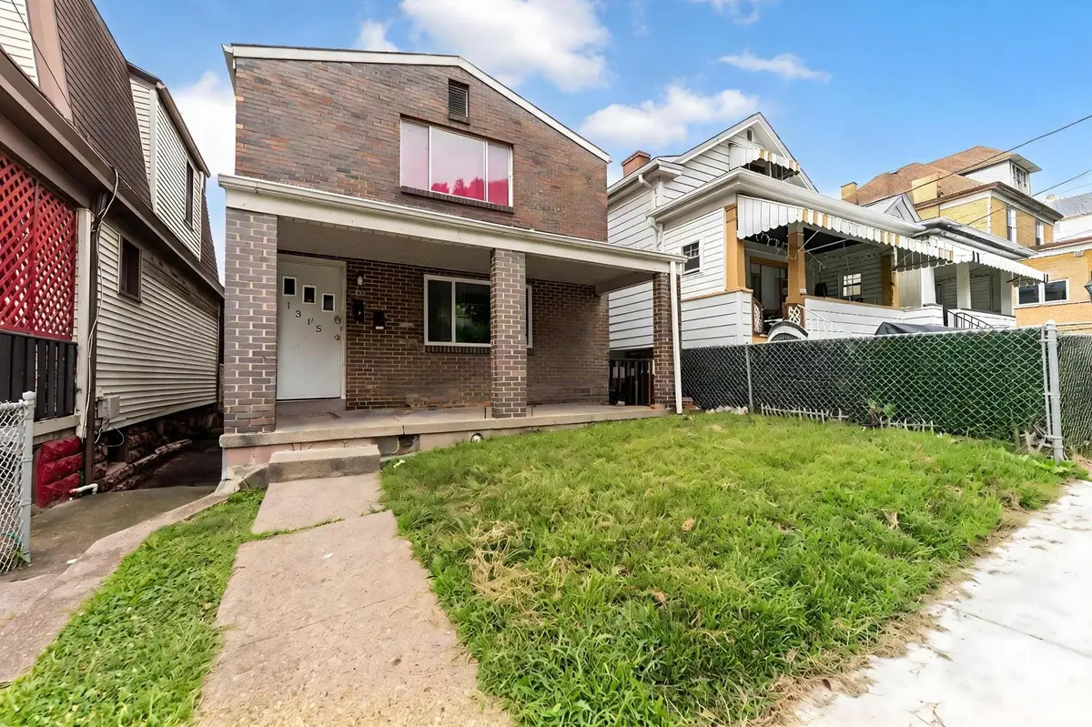 1315 Woodward Avenue, Stowe, PA 15136 - #1