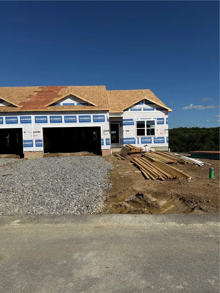 151 Smith Ln, Beaver Falls, PA 15010 - #1