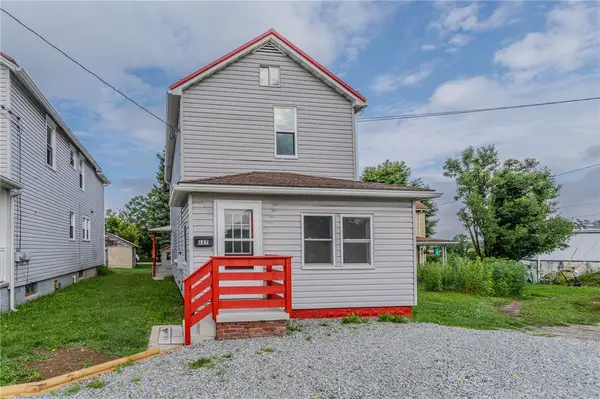 127 Braddock Rd, Mount Pleasant, PA 15666