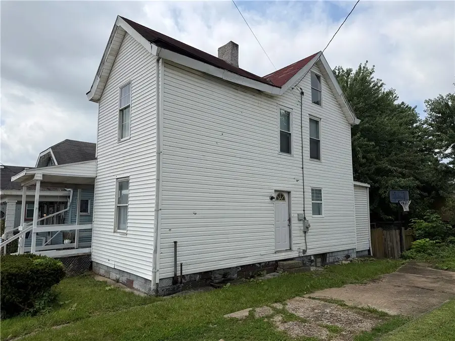 61 Cleveland Ave, Uniontown, PA 15401 - #2