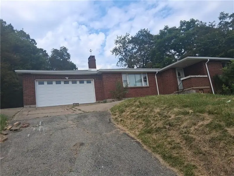 587 E. Pittsburgh Street, Salem, PA 15601 - #1