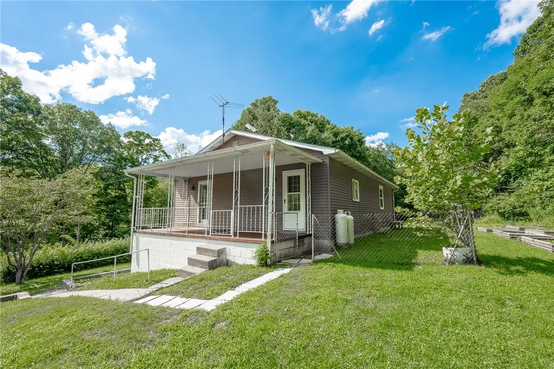 584 Pumphouse Rd, New Florence, PA 15944 - #1