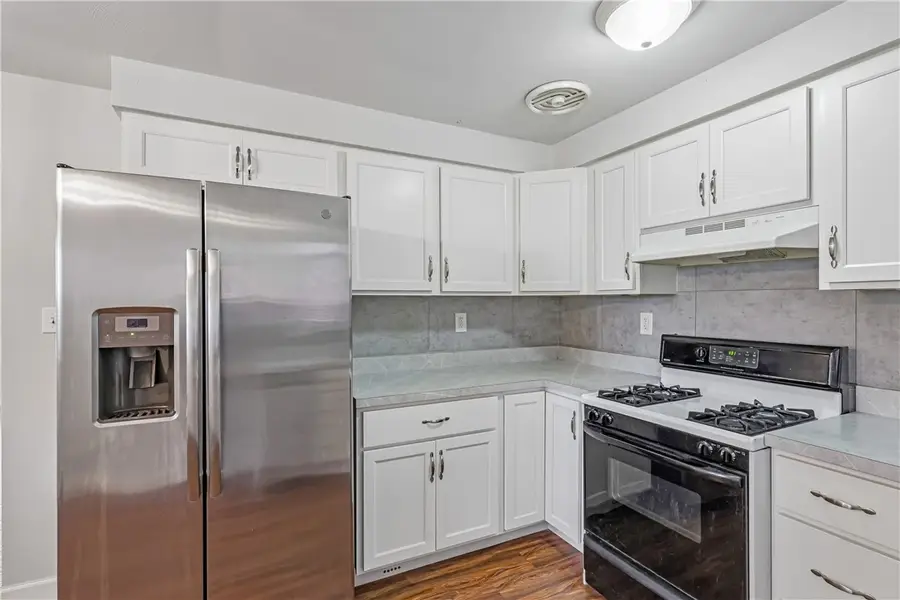 3207 Garbett Street, McKeesport, PA 15132 - #2
