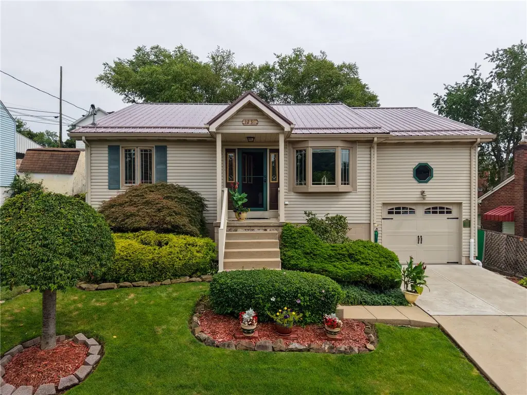 1239 Holmes Street, McKees Rocks, PA 15136 - #1