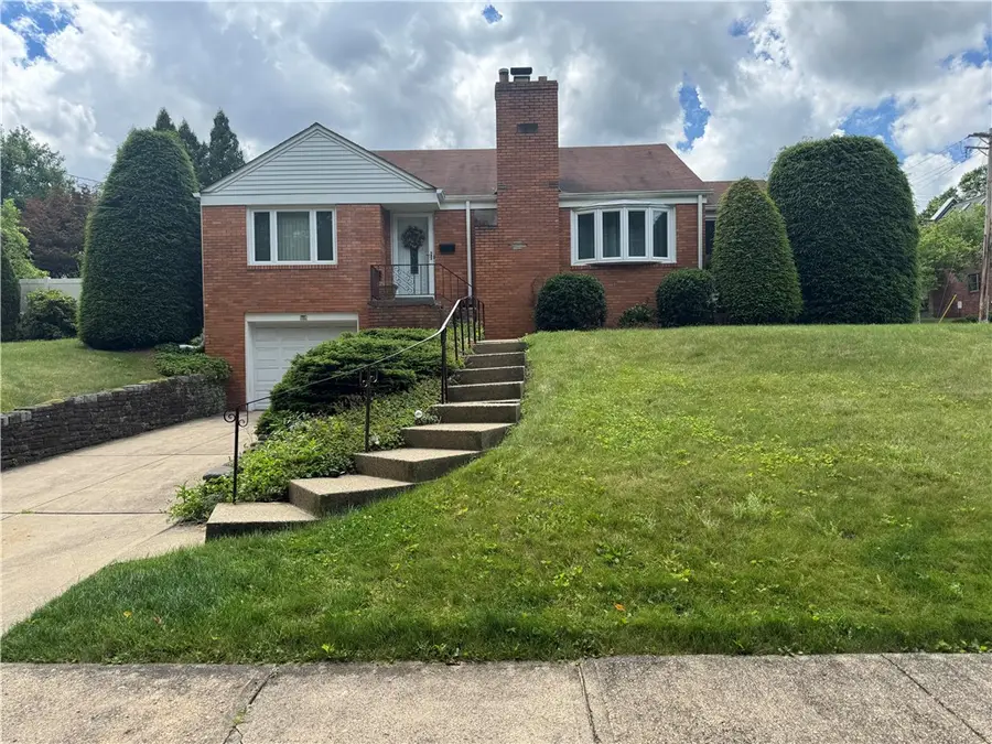 749 Harden Dr, Pittsburgh, PA 15229 - #3