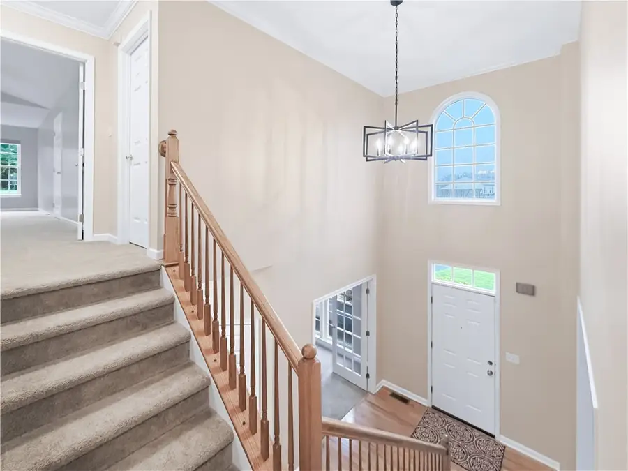 237 Field Club Cir, Robinson, PA 15136 - #2