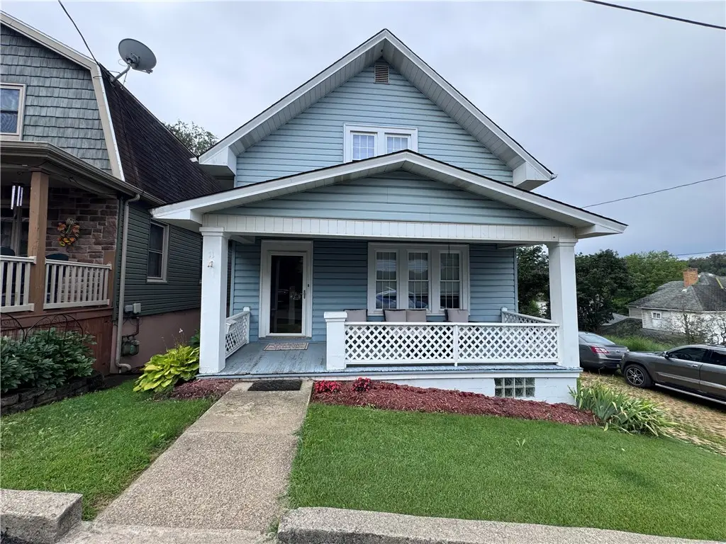 11 Elm St, Burgettstown, PA 15021 - #1