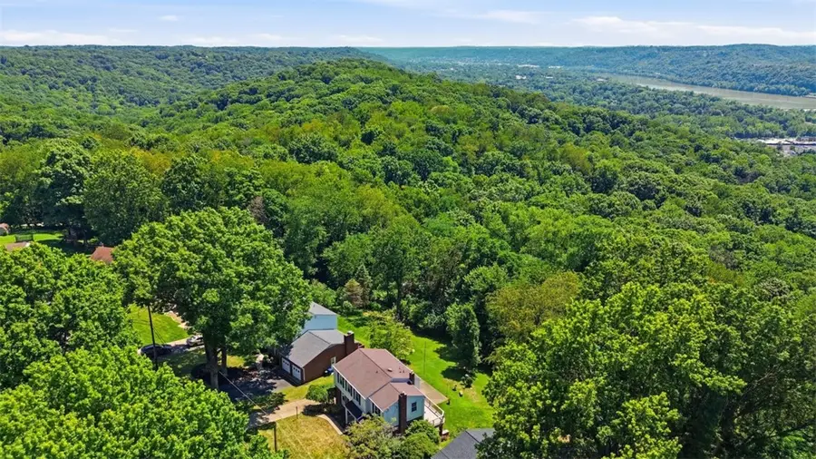 137 Kenney Dr, Sewickley, PA 15143 - #3