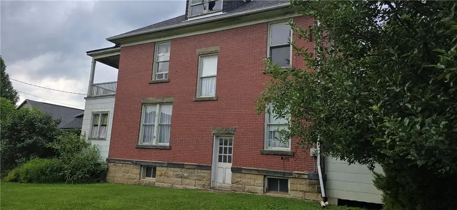 311 Indiana St, Punxsutawney, PA 15767 - #3
