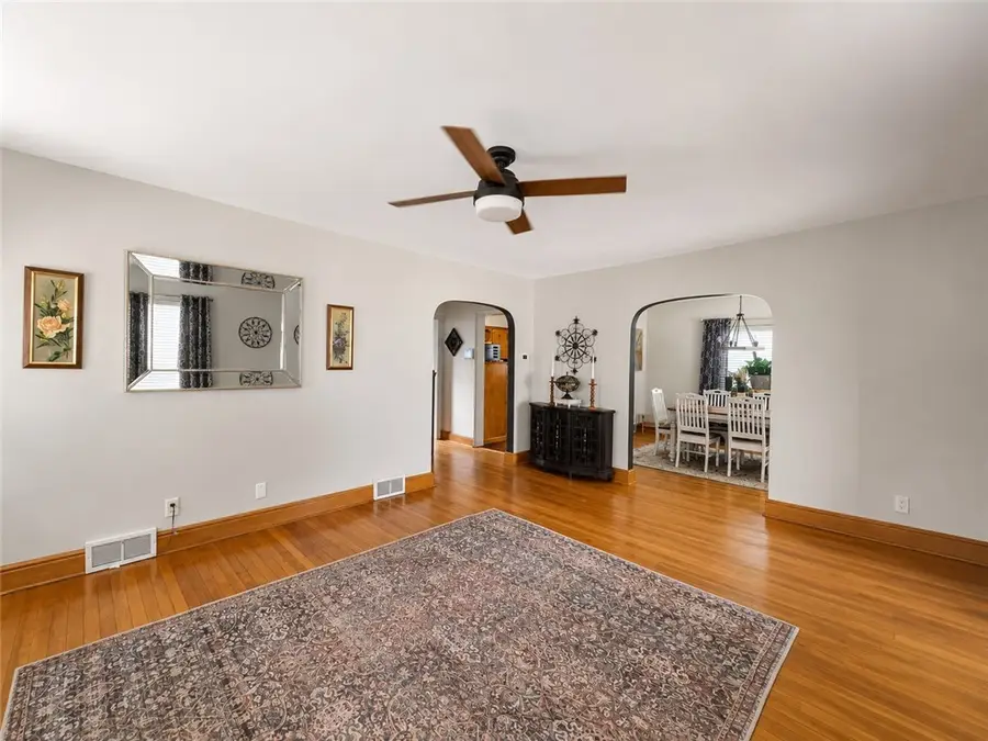 306 E Church Ave, Masontown, PA 15461 - #3