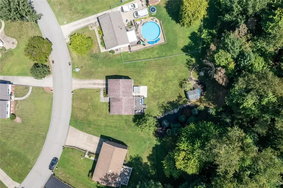 191 Pinehurst Dr., Economy, PA 15042 - #2