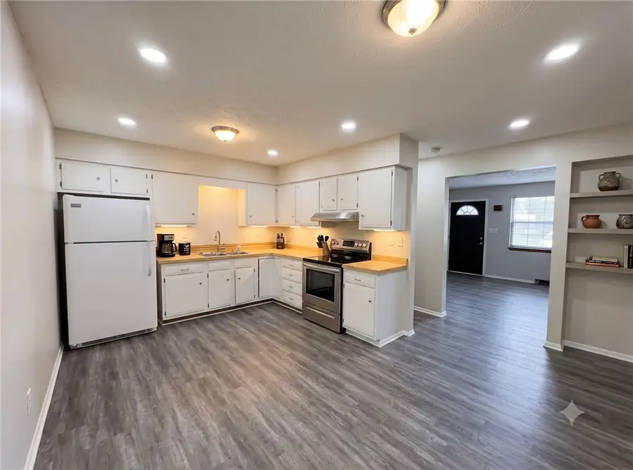 71 Meanor St, Imperial, PA 15126 - #3