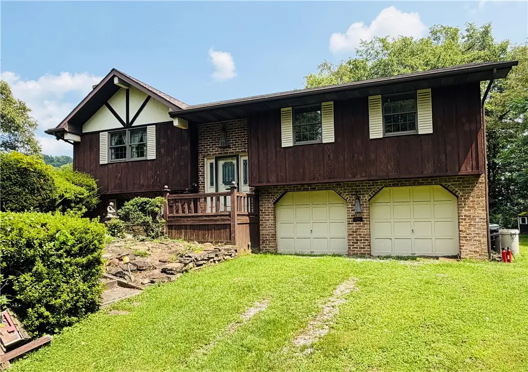 225 E End Rd, Brownsville, PA 15417 - #1