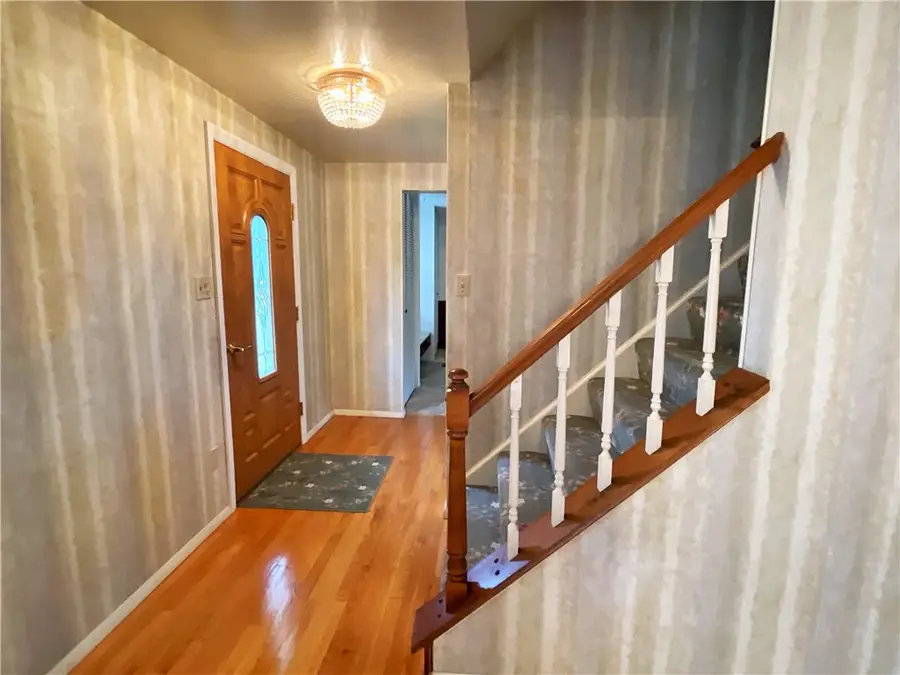 435 Fruitwood Drive, Bethel Park, PA 15102 - #3