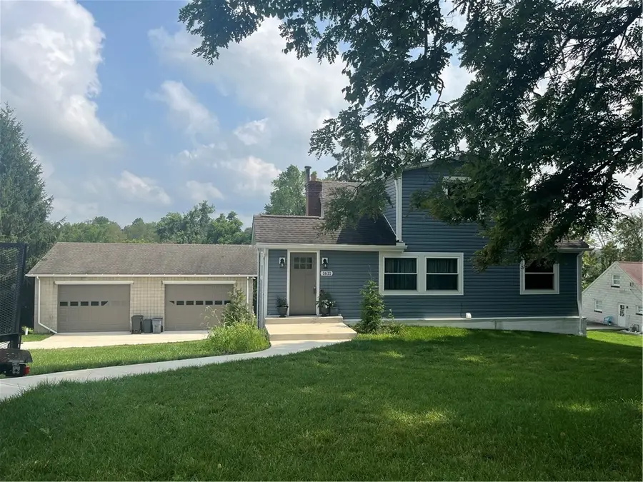 1611 Guffey Rd, North Huntingdon, PA 15642 - #2