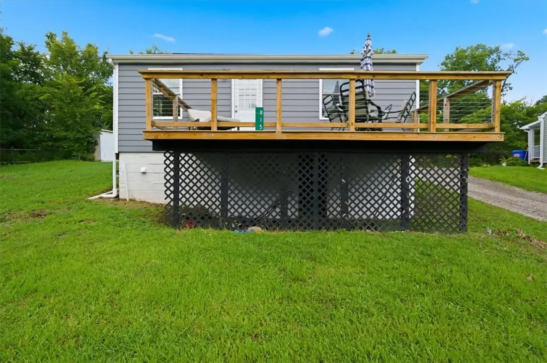 815 Saxonburg Boulevard, Saxonburg, PA 16056 - #1