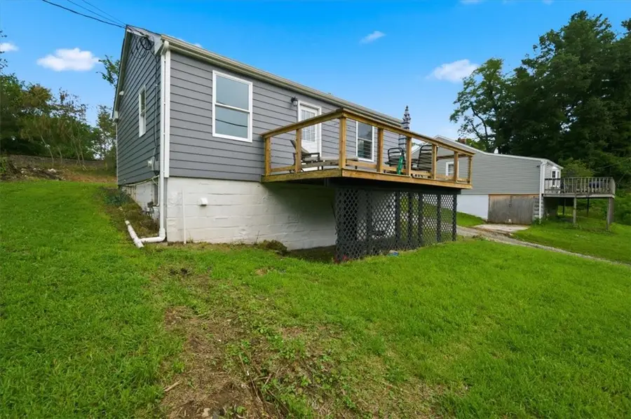 815 Saxonburg Boulevard, Saxonburg, PA 16056 - #3