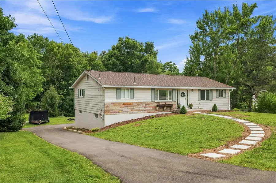 6105 Crestmont Drive, Butler, PA 16002 - #2