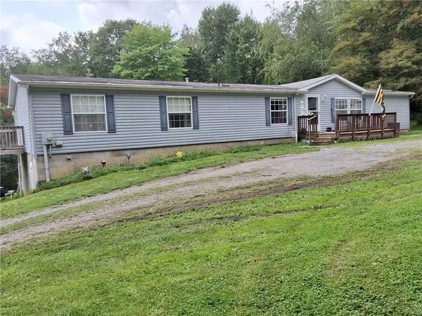 425 Purdy Rd, Burgettstown, PA 15021