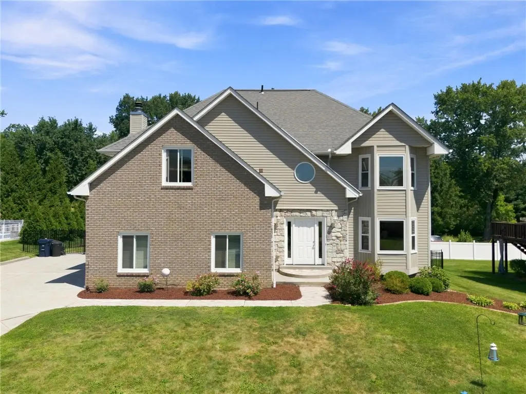 104 Carmella Dr, Irwin, PA 15642 - #1