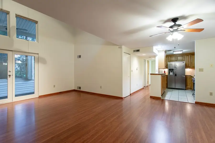 1407 Kenzie Dr, Pittsburgh, PA 15205 - #2