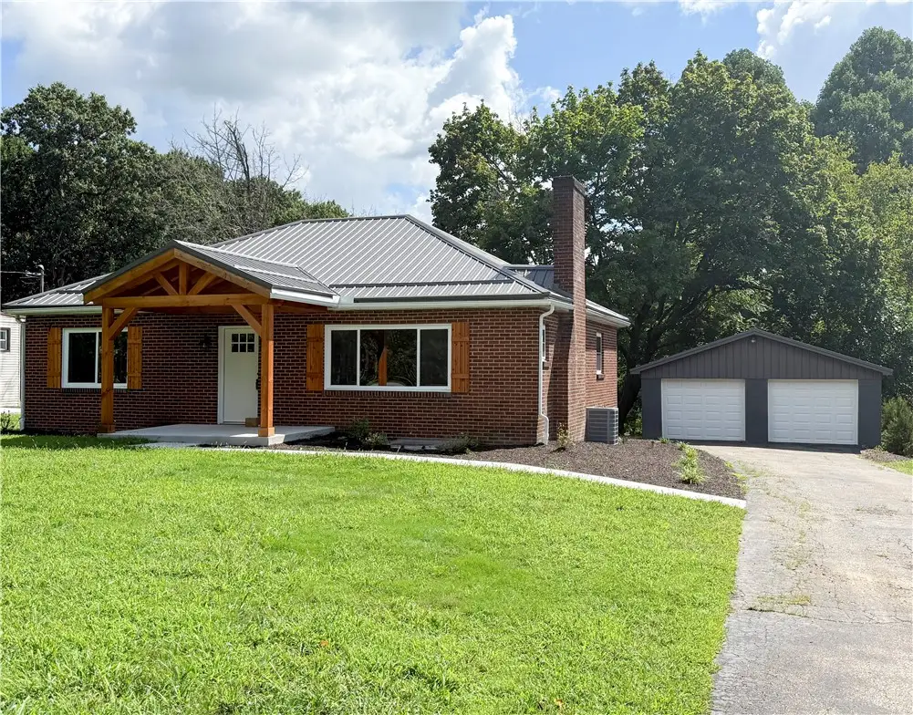 4533 Ridgeview Dr, Greensburg, PA 15601 - #1