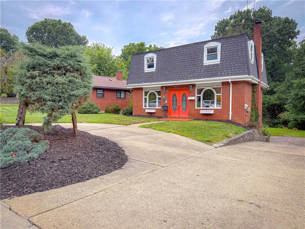 1496 Daleland Ave, Pittsburgh, PA 15220 - #1