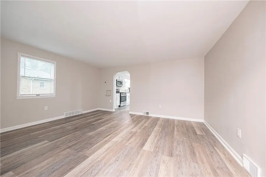 11690 Center St, North Huntingdon, PA 15642 - #2