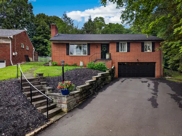 1304 Cochran Road, Pittsburgh, PA 15243