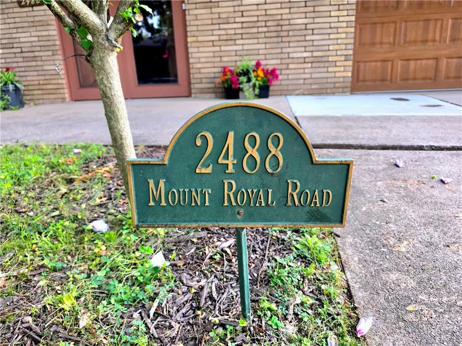 2488 Mount Royal Rd, Pittsburgh, PA 15217 - #2