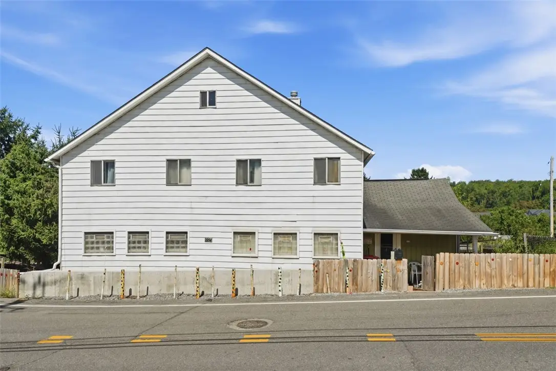 2254 Mckees Rocks Rd, Robinson, PA 15136 - #1