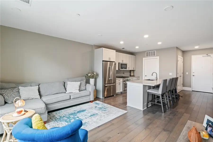 350 Oliver Ave #1303, Pittsburgh, PA 15222 - #3