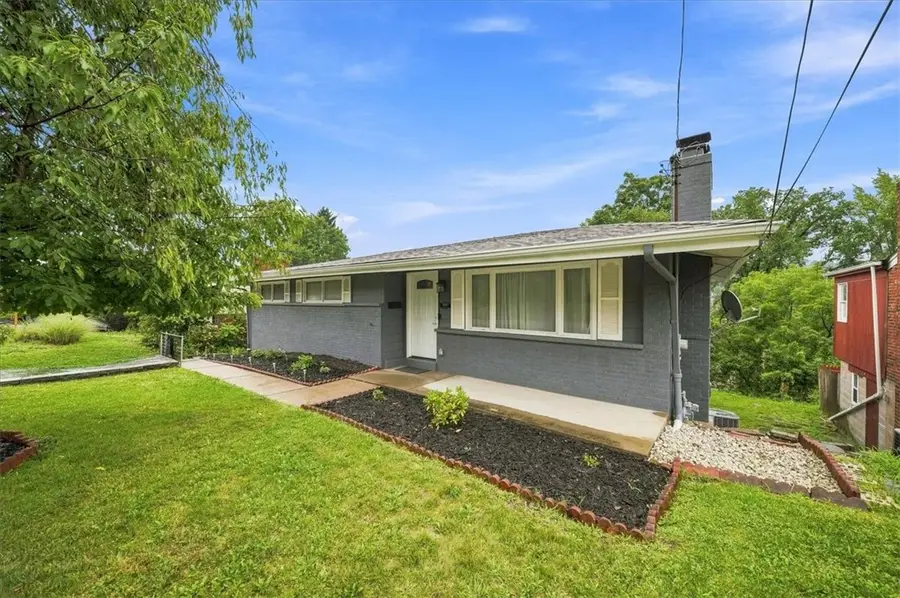 449 Arbor Ln, Pittsburgh, PA 15236 - #2