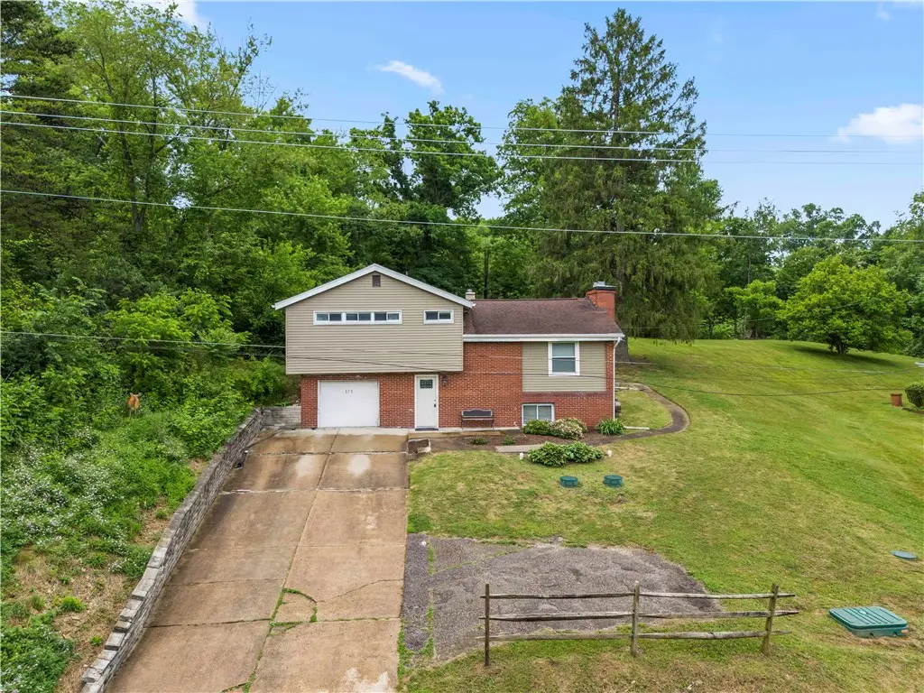372 Chartiers Run Rd, Canonsburg, PA 15317 - #1