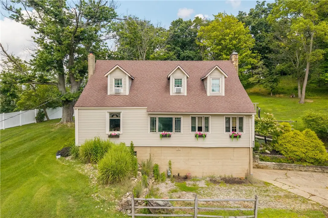 960 S Main St, Washington, PA 15301 - #1