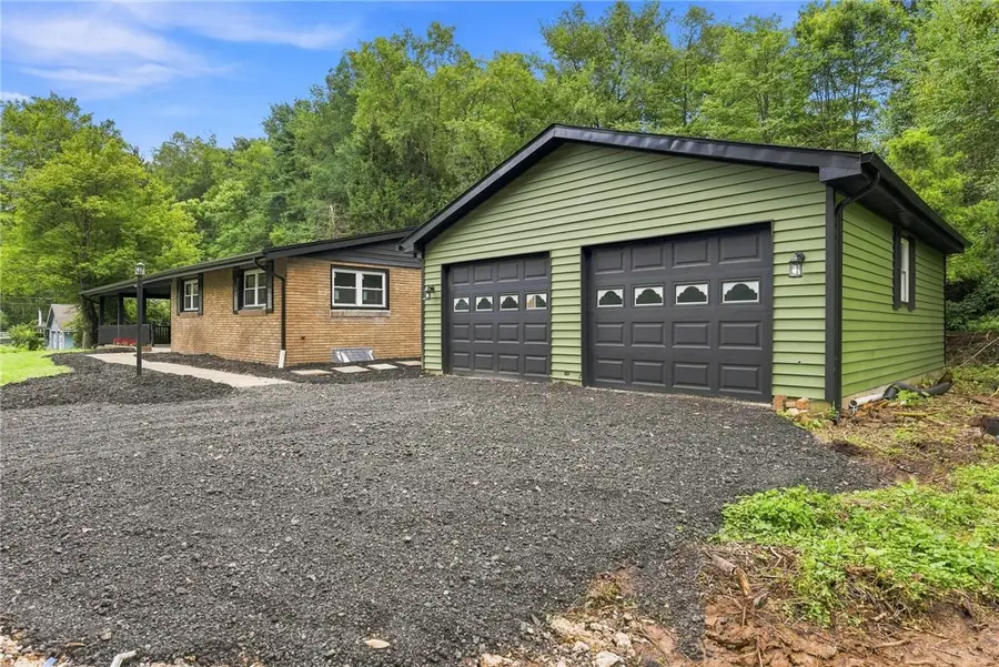 3056 State Route 119, New Alexandria, PA 15670 - #2