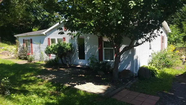 34 First Street, Ellwood City, PA 16117