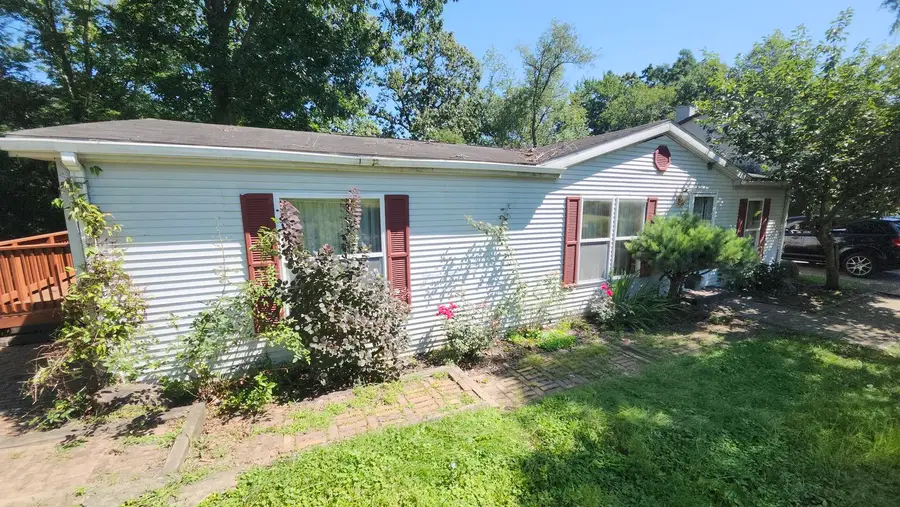 34 First Street, Ellwood City, PA 16117 - #2