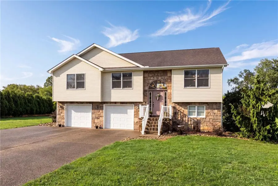 151 Rosewood Dr, Greensboro, PA 15338 - #2