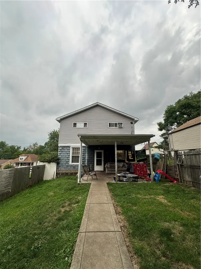 438 Earl Ave, New Kensington, PA 15068 - #2