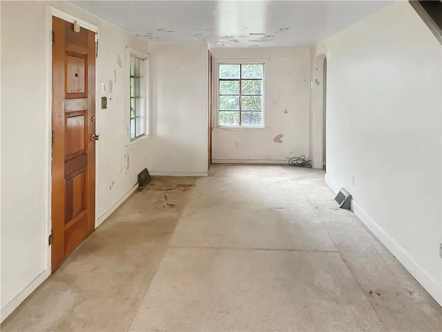 4799 Allegheny River Blvd, Verona, PA 15147 - #2