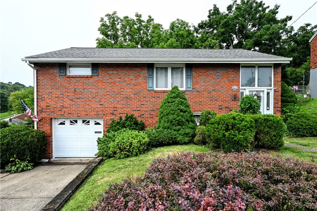3791 Cynthia Dr, Pittsburgh, PA 15227 - #1