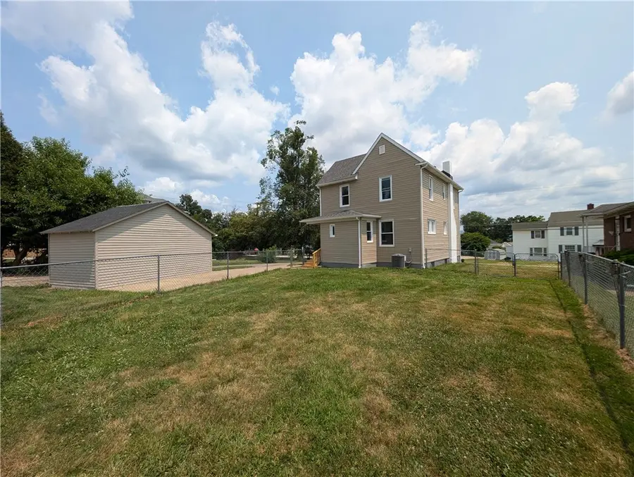 4 Hookton Avenue, Uniontown, PA 15401 - #2