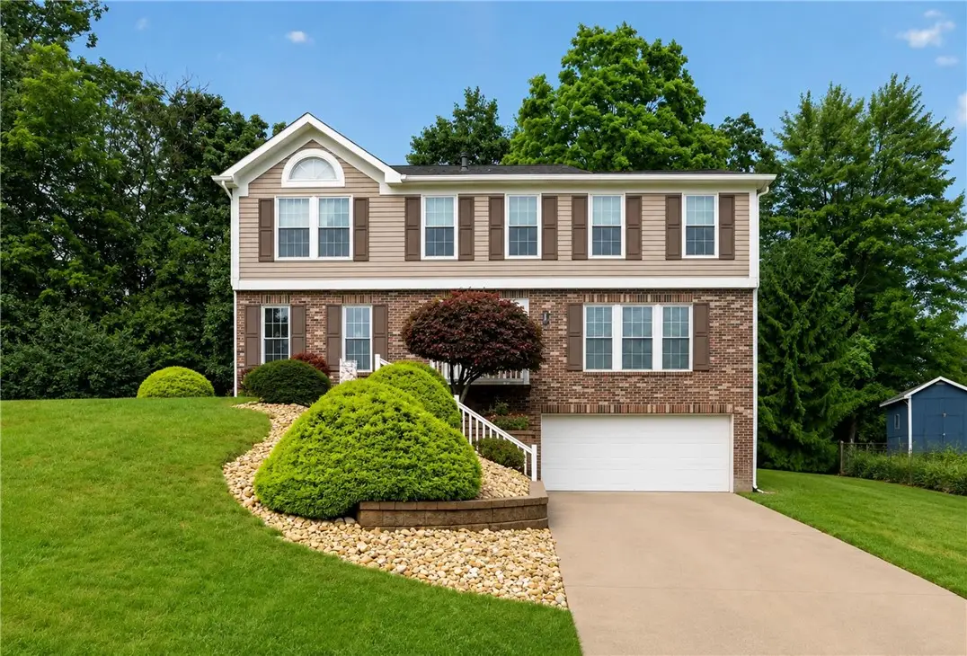 118 Diamondwood Ct, Bethel Park, PA 15102 - #1